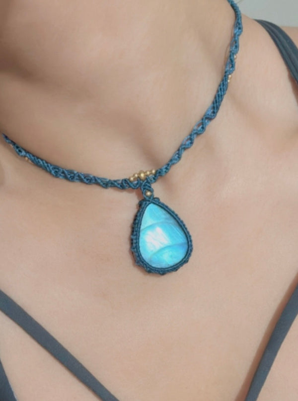 高品質強藍光水滴拉長石蠟線編織頸繩|粉藍色