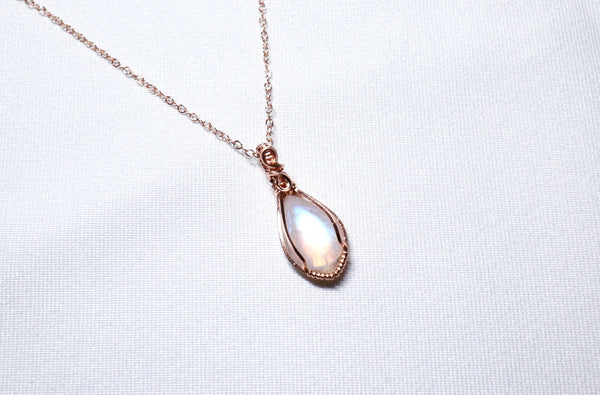 月亮石精緻項鏈|14K注金|玫瑰金色