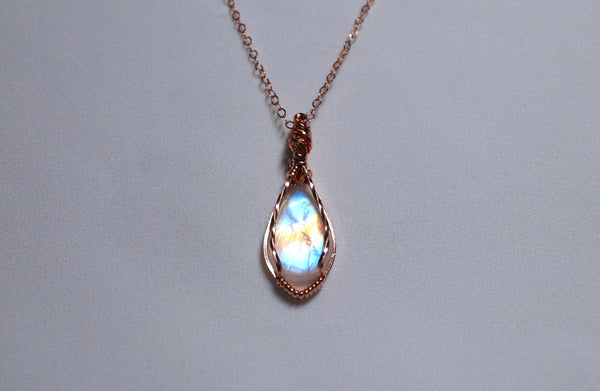 罕有漸變彩虹光月亮石項鏈|14K注金|玫瑰金