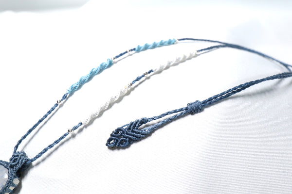 彩光月亮石蠟線編織頸繩|粉藍色