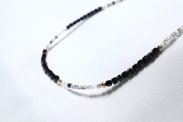 黑髮晶黑尖晶點.綴頸鏈|14K注金|金色