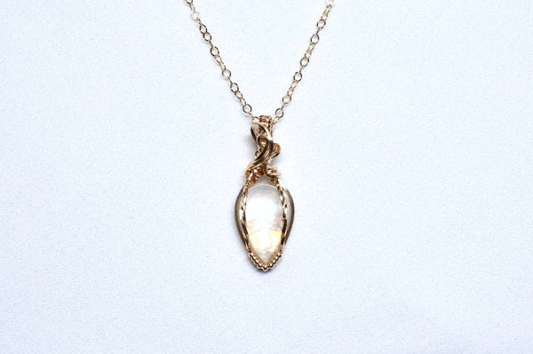 藍光月亮石精緻項鏈|14K注金|金色