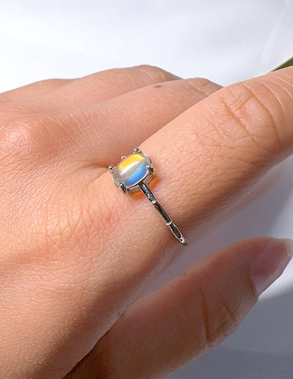 Moonstoneholic極品彩光月亮石竹子戒指|925純銀