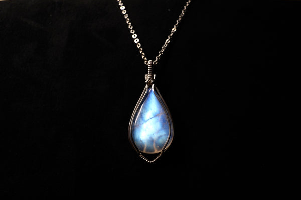 高品質月亮石水滴極簡項鏈|925純銀
