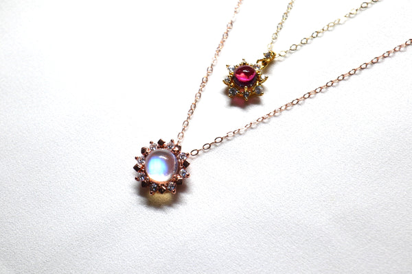 強藍光正圓月亮石磁扣頸鏈|玫瑰金色