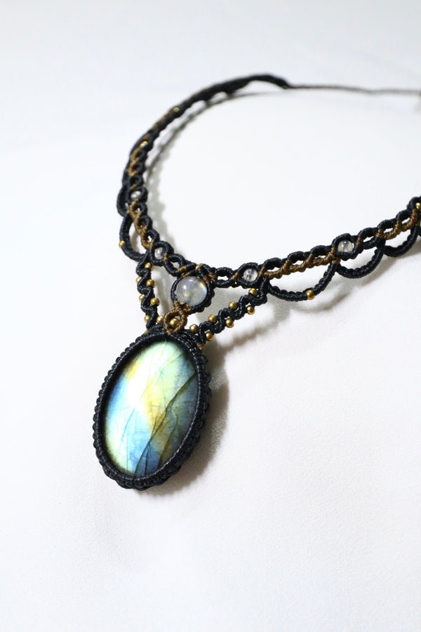 彩光拉長石圓壺蠟線編織頸繩|黑啡色