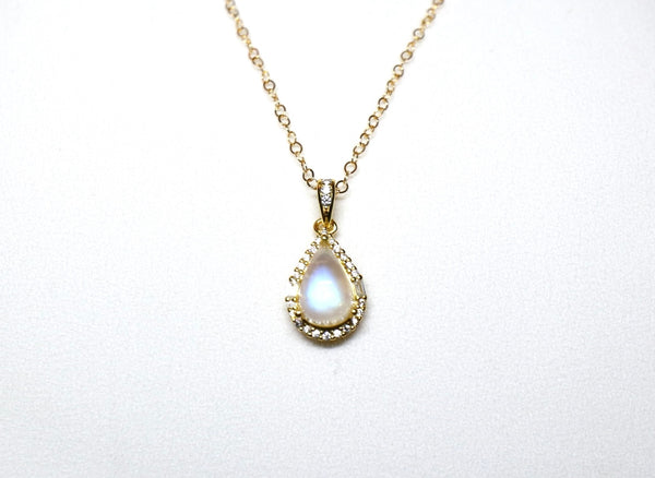 高品質清透藍光水滴月亮石磁扣頸鏈|金色