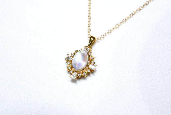 清透藍光月亮石磁扣頸鏈|金色