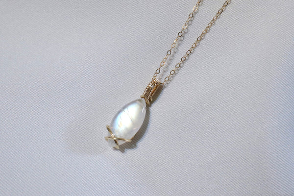 月亮石微風頸鏈|14K注金|金色