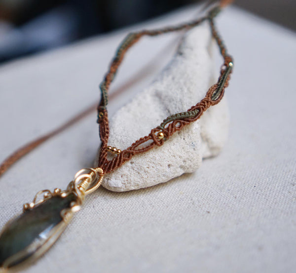 拉長石藤蔓吊墜配蠟線編織項鏈|14K注金|金色