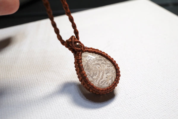 小樹水晶蠟線編織頸繩|茶橙色