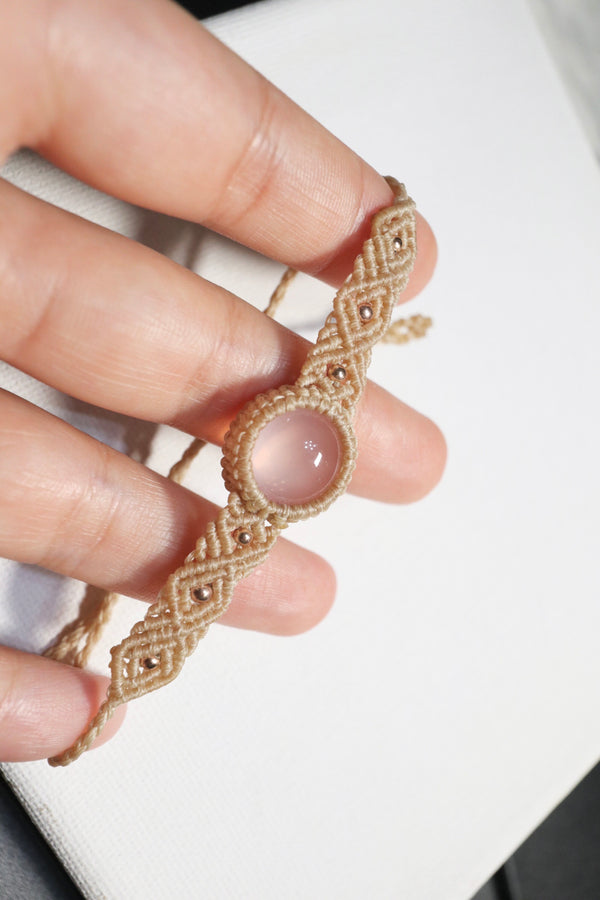 粉晶蠟線編織手繩|卡其色