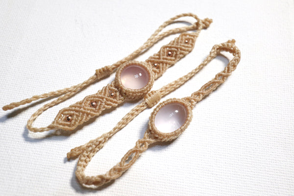 粉晶蠟線編織手繩|卡其色